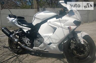 Спортбайк Hyosung GT 650R 2006 в Миргороде