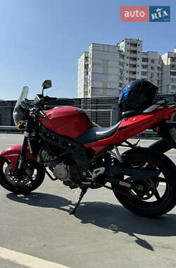 Мотоцикл Без обтекателей (Naked bike) Hyosung GT 650R 2008 в 