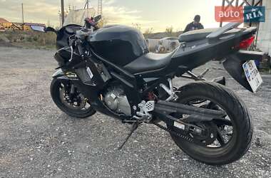 Спортбайк Hyosung GT 650R 2007 в 