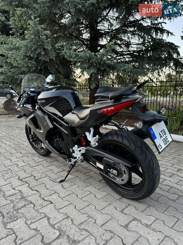 Мотоцикл Спорт-туризм Hyosung GT 650R 2013 в Южноукраинске