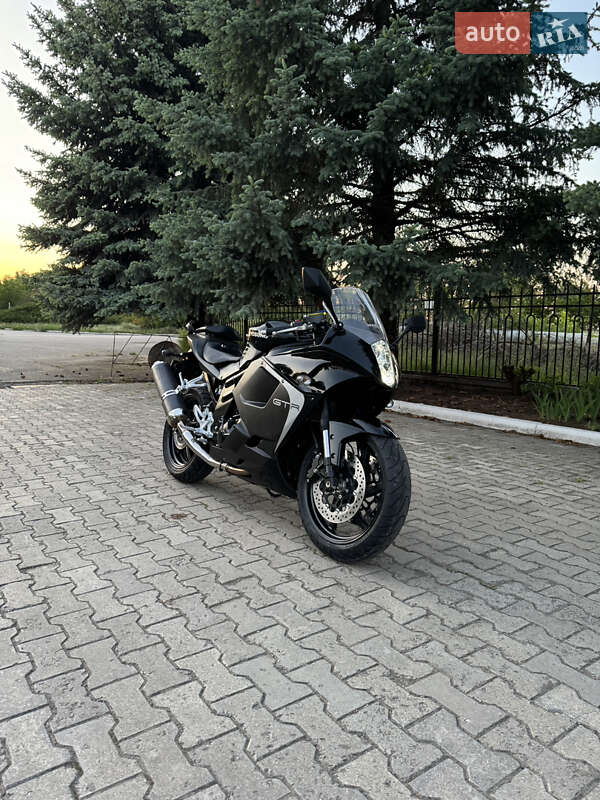 Мотоцикл Спорт-туризм Hyosung GT 650R 2013 в Южноукраинске