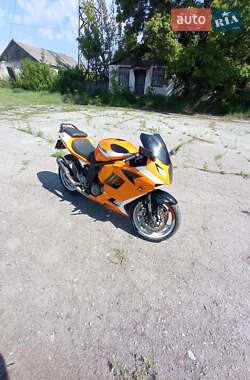 Мотоцикл Спорт-туризм Hyosung GT 650R 2008 в 