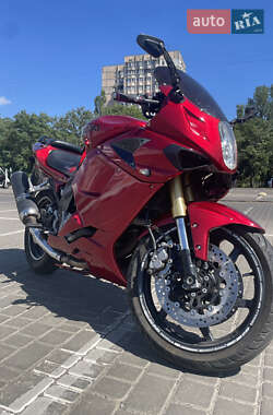 Спортбайк Hyosung GT 650R 2006 в 