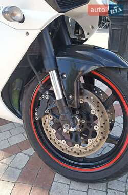 Мотоцикл Спорт-туризм Hyosung GT 650R 2010 в 