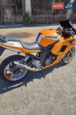 Мотоцикл Спорт-туризм Hyosung GT 650R 2008 в 
