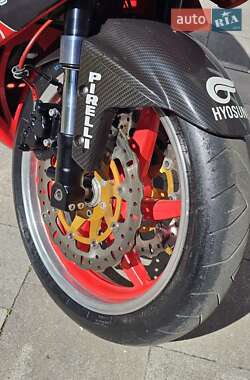 Спортбайк Hyosung GT 650R 2010 в 