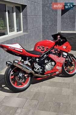 Спортбайк Hyosung GT 650R 2010 в 