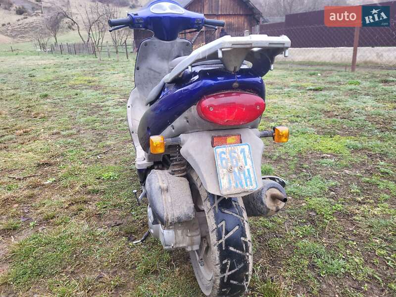 Скутер Hyosung SF 2010 в Рожнятові