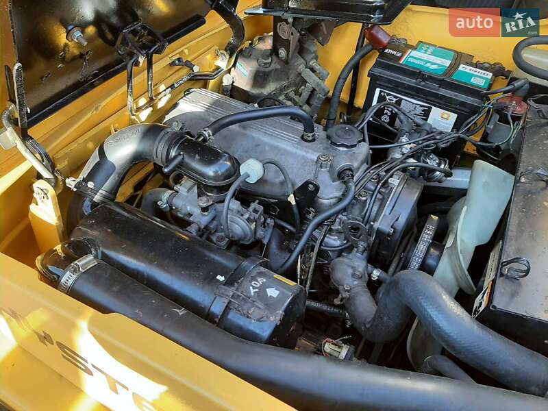 Вилочний навантажувач Hyster H 2.00ХM 2003 в Радехові
