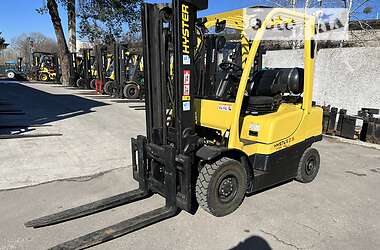Вилочный погрузчик Hyster H 2012 в 