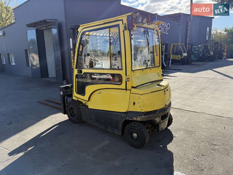 Вилочный погрузчик Hyster J 2011 в Киеве