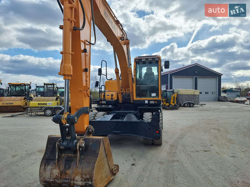 Колісний екскаватор Hyundai 140D 2013 в Одесі