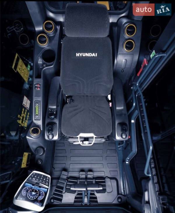 Гусеничный экскаватор Hyundai 140D 2026 в Киеве