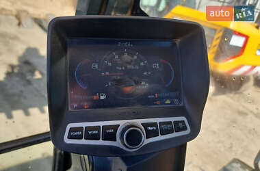 Гусеничный экскаватор Hyundai 160D 2015 в 
