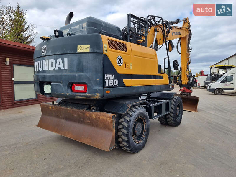 Колісний екскаватор Hyundai 180D 2022 в Одесі