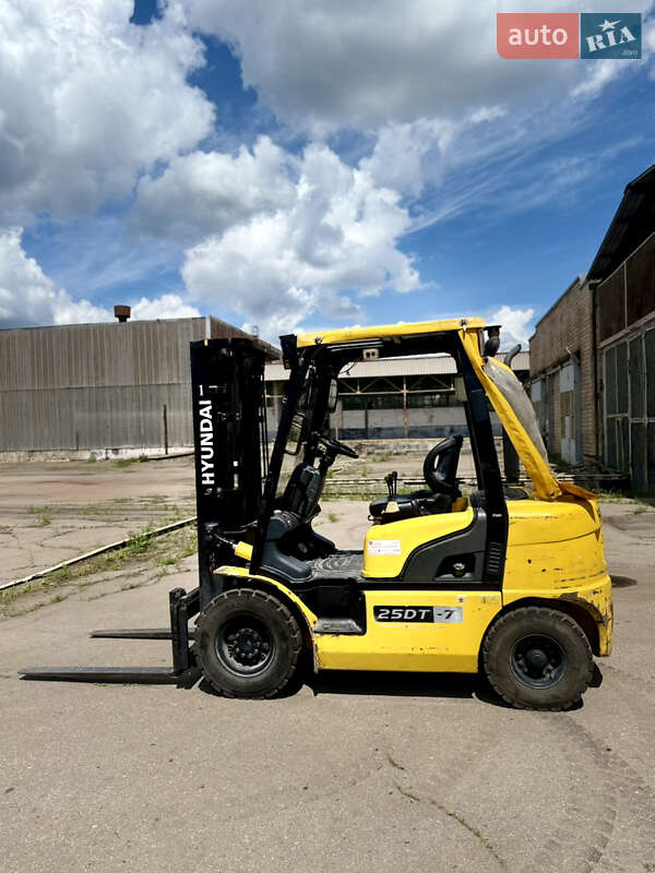 Вилочний навантажувач Hyundai 25D 2017 в Кривому Розі