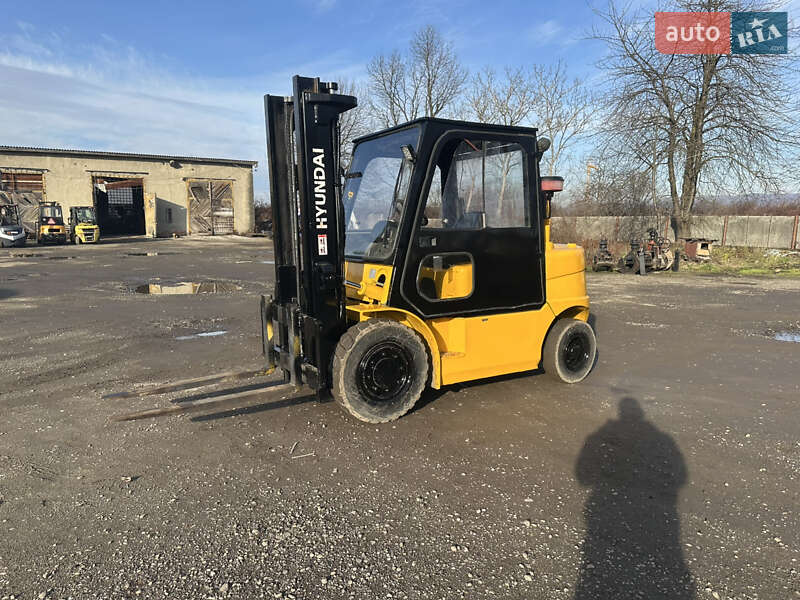 Hyundai 40D 2012 Hyundai 40D 2012