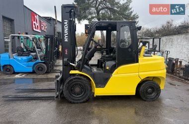 Вилочний навантажувач Hyundai 40D 2014 в Києві