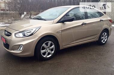 Hyundai Accent 2014