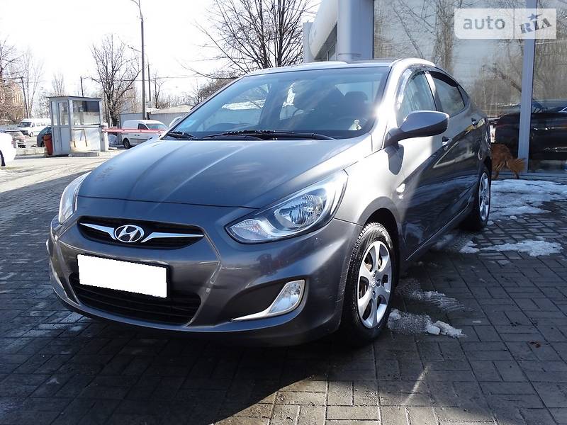 Hyundai Accent 2012 года