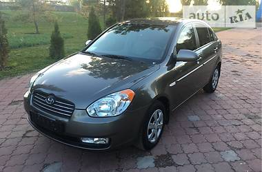 Седан Hyundai Accent 2009 в Виннице