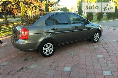 Седан Hyundai Accent 2009 в Виннице