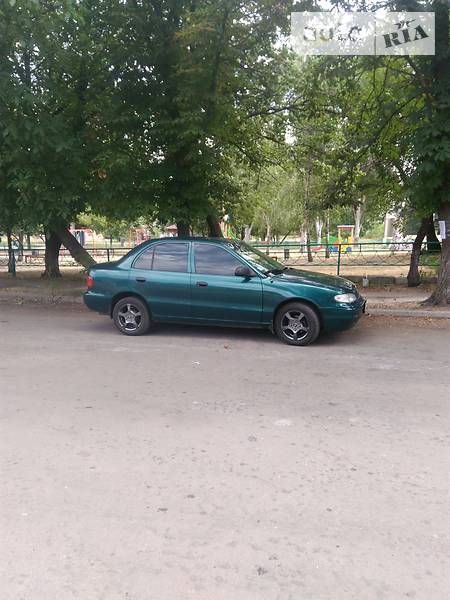 Седан Hyundai Accent 1996 в Донецке