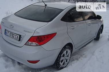 Седан Hyundai Accent 2011 в Умани