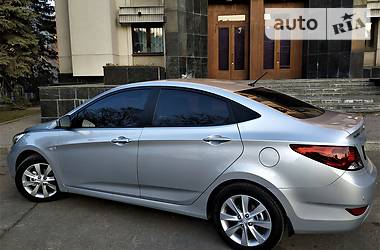 Хэтчбек Hyundai Accent 2012 в Одессе