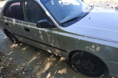 Седан Hyundai Accent 2000 в Бердичеве