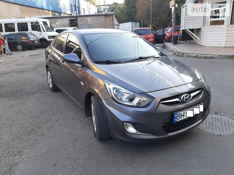 Седан Hyundai Accent 2011 в Одесі