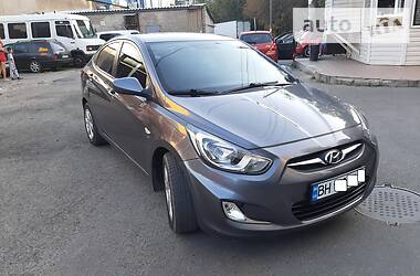 Седан Hyundai Accent 2011 в 