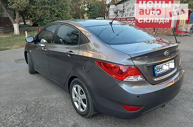 Седан Hyundai Accent 2011 в 