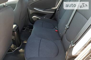 Седан Hyundai Accent 2011 в 