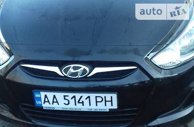 Hyundai Accent 2013