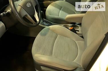 Седан Hyundai Accent 2014 в 