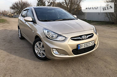 Hyundai Accent 2012 Hyundai Accent 2012