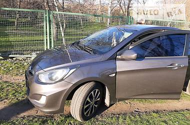 Седан Hyundai Accent 2011 в 