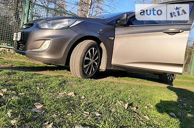 Седан Hyundai Accent 2011 в 