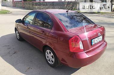 Седан Hyundai Accent 2008 в Днепре