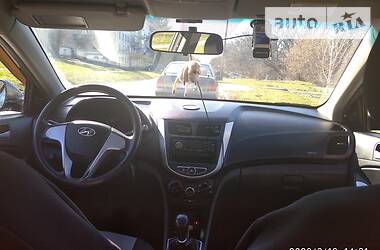 Седан Hyundai Accent 2011 в 