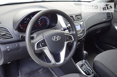 Седан Hyundai Accent 2013 в 