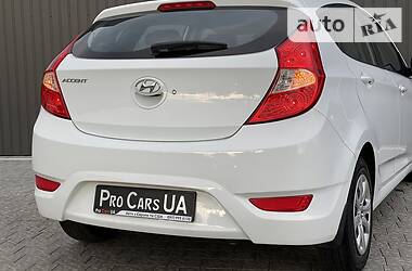 Хетчбек Hyundai Accent 2015 в 