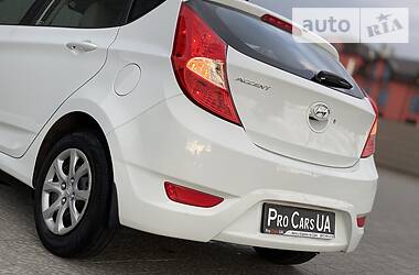 Хетчбек Hyundai Accent 2015 в 