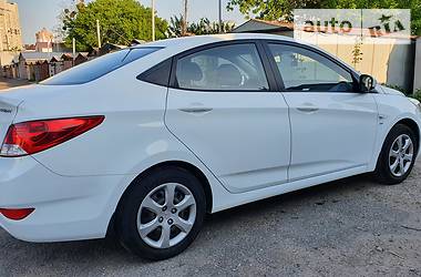 Седан Hyundai Accent 2013 в Киеве