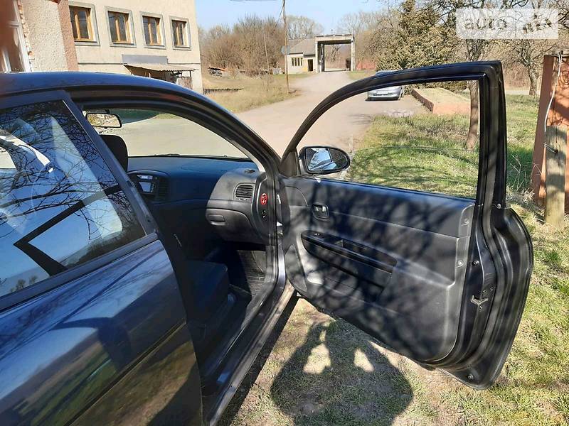Хэтчбек Hyundai Accent 2006 в Ужгороде