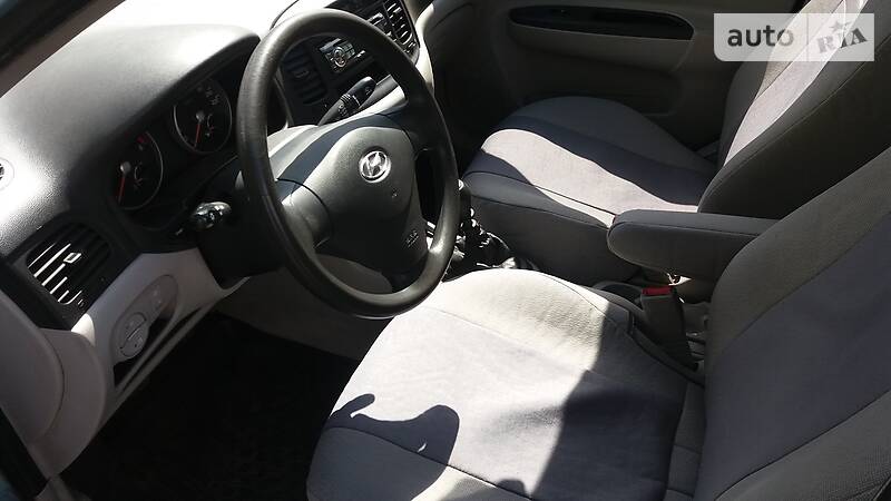 Седан Hyundai Accent 2008 в Харкові
