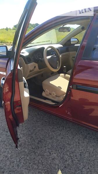 Седан Hyundai Accent 2008 в Конотопе