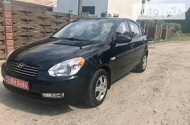 Седан Hyundai Accent 2009 в Иршаве