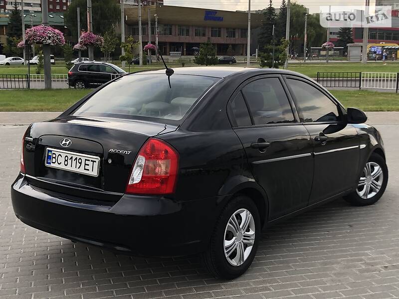 Седан Hyundai Accent 2008 в Львове